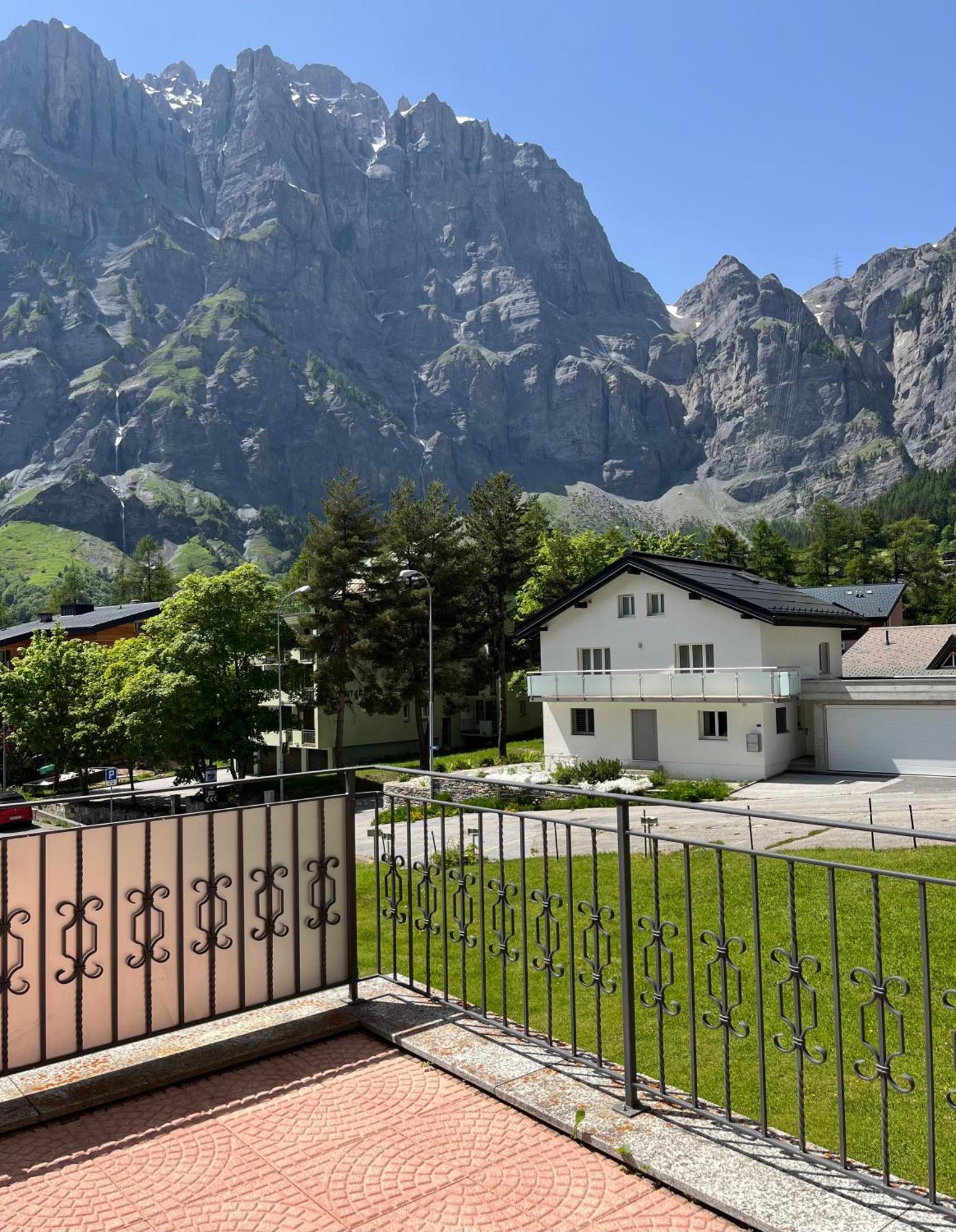 Apartments Residenz Iris Leukerbad Eksteriør bilde
